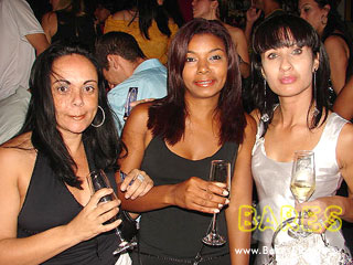 Aniversário de 10 anos da Cervejaria Papagaio Vintém Aniversário de 10 anos da Cervejaria Papagaio Vintém