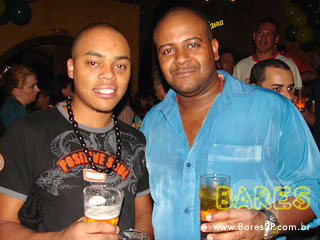 Aniversário de 10 anos da Cervejaria Papagaio Vintém Aniversário de 10 anos da Cervejaria Papagaio Vintém