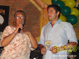 Aniversário de 10 anos da Cervejaria Papagaio Vintém Aniversário de 10 anos da Cervejaria Papagaio Vintém