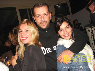 Quinta com música ao vivo no Mercearia Quinta com música ao vivo no Mercearia