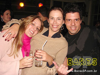 Quinta com música ao vivo no Mercearia Quinta com música ao vivo no Mercearia