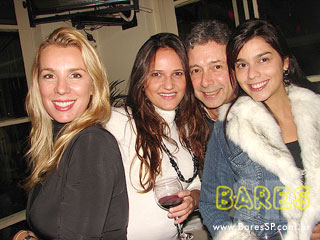 Quinta com música ao vivo no Mercearia Quinta com música ao vivo no Mercearia