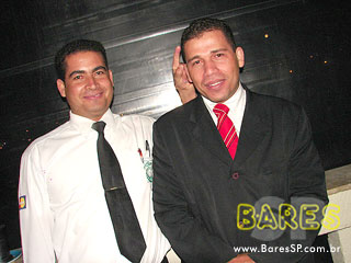 Quinta com música ao vivo no Mercearia Quinta com música ao vivo no Mercearia