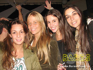 Quinta com música ao vivo no Mercearia Quinta com música ao vivo no Mercearia