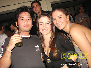 Quinta com música ao vivo no Mercearia Quinta com música ao vivo no Mercearia