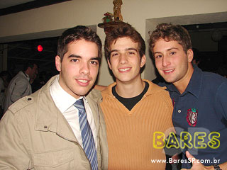 Quinta com música ao vivo no Mercearia Quinta com música ao vivo no Mercearia