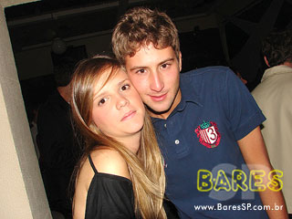 Quinta com música ao vivo no Mercearia Quinta com música ao vivo no Mercearia