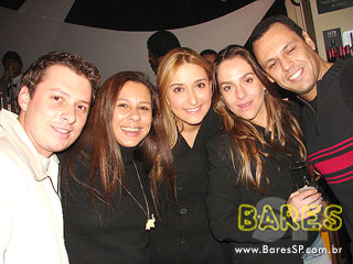 Quinta com música ao vivo no Mercearia Quinta com música ao vivo no Mercearia