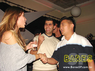 Quinta com música ao vivo no Mercearia Quinta com música ao vivo no Mercearia