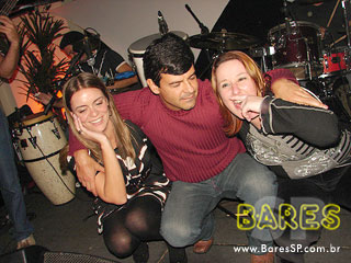 Quinta com música ao vivo no Mercearia Quinta com música ao vivo no Mercearia