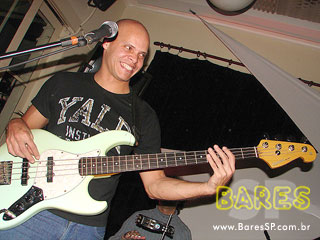 Fernando Rios no Mercearia Jockey Club Fernando Rios no Mercearia Jockey Club