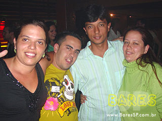 Noite de sábado na Taberna Sherwood Noite de sábado na Taberna Sherwood