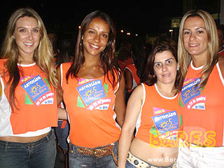 Chiclete com Banana no aniversário do Santa Aldeia Chiclete com Banana no aniversário do Santa Aldeia