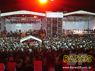 Chiclete com Banana no aniversário do Santa Aldeia Chiclete com Banana no aniversário do Santa Aldeia