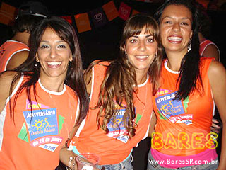 Chiclete com Banana no aniversário do Santa Aldeia Chiclete com Banana no aniversário do Santa Aldeia