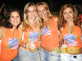 Chiclete com Banana no aniversário do Santa Aldeia Chiclete com Banana no aniversário do Santa Aldeia