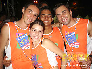 Chiclete com Banana no aniversário do Santa Aldeia Chiclete com Banana no aniversário do Santa Aldeia