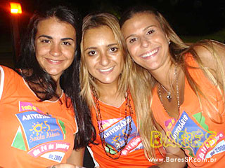 Chiclete com Banana no aniversário do Santa Aldeia Chiclete com Banana no aniversário do Santa Aldeia