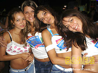 Chiclete com Banana no aniversário do Santa Aldeia Chiclete com Banana no aniversário do Santa Aldeia