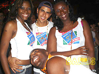 Chiclete com Banana no aniversário do Santa Aldeia Chiclete com Banana no aniversário do Santa Aldeia