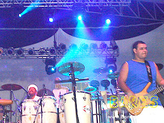 Chiclete com Banana no aniversário do Santa Aldeia Chiclete com Banana no aniversário do Santa Aldeia