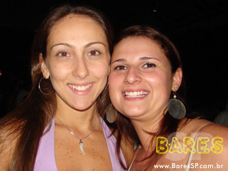 Rosas de Ouro no Armazém da Vila Rosas de Ouro no Armazém da Vila