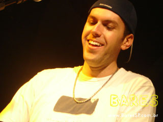 Domingo com Pagode no Armazém da Vila Domingo com Pagode no Armazém da Vila