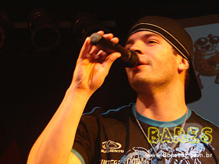 Domingo com Pagode no Armazém da Vila Domingo com Pagode no Armazém da Vila