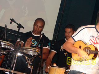 Domingo com Pagode no Armazém da Vila Domingo com Pagode no Armazém da Vila