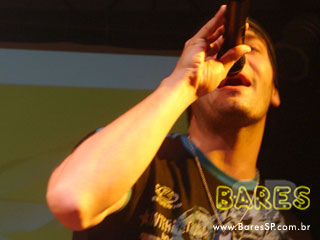 Domingo com Pagode no Armazém da Vila Domingo com Pagode no Armazém da Vila