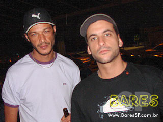 Grupos To Nem Aí e Na Onda do Samba no Açaí Praia Grupos To Nem Aí e Na Onda do Samba no Açaí Praia