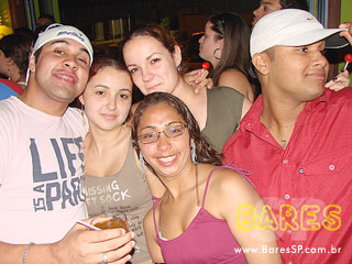 Grupos To Nem Aí e Na Onda do Samba no Açaí Praia Grupos To Nem Aí e Na Onda do Samba no Açaí Praia