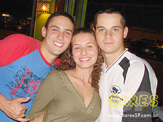 Grupos To Nem Aí e Na Onda do Samba no Açaí Praia Grupos To Nem Aí e Na Onda do Samba no Açaí Praia