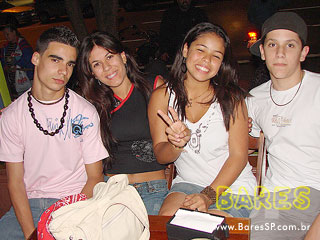 Grupos To Nem Aí e Na Onda do Samba no Açaí Praia Grupos To Nem Aí e Na Onda do Samba no Açaí Praia