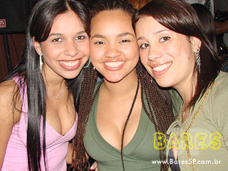 Grupos To Nem Aí e Na Onda do Samba no Açaí Praia Grupos To Nem Aí e Na Onda do Samba no Açaí Praia