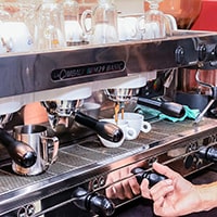 WORKSHOP DE COQUETÉIS DE CAFÉ COM PÃES E QUEIJOS WORKSHOP DE COQUETÉIS DE CAFÉ COM PÃES E QUEIJOS