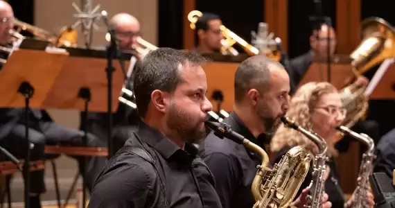 Orquestra Brasil Jazz Sinfônica no Teatro Franco Zampari